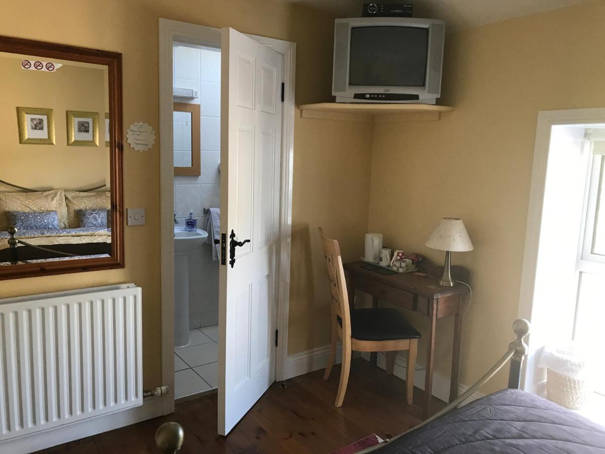 Teac Seain Bar & Bnb Anascaul Kültér fotó