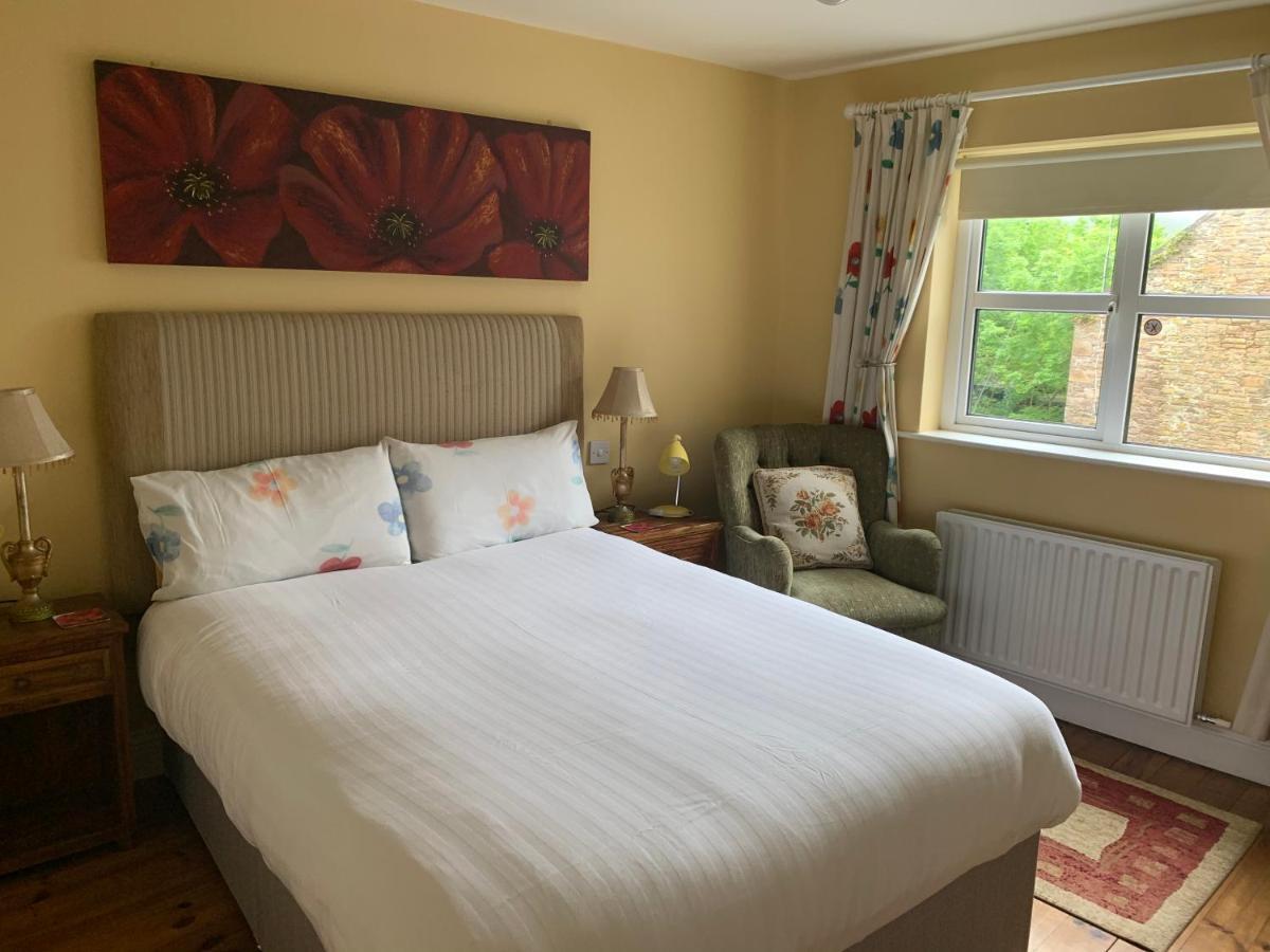 Teac Seain Bar & Bnb Anascaul Kültér fotó