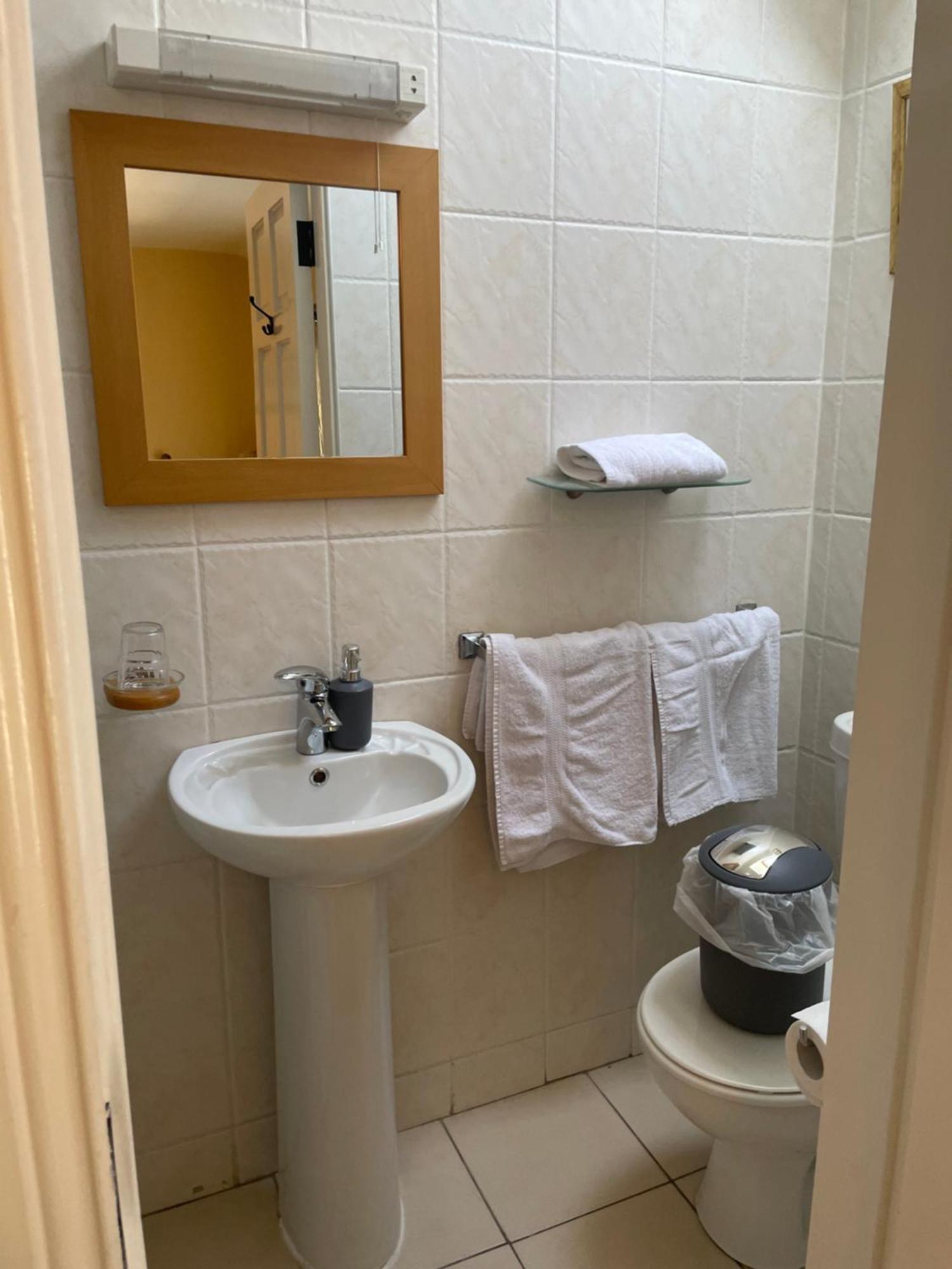 Teac Seain Bar & Bnb Anascaul Kültér fotó